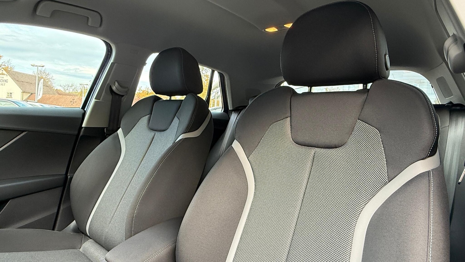 Used Audi Q2 2023 for sale - 76688938: Photo 19