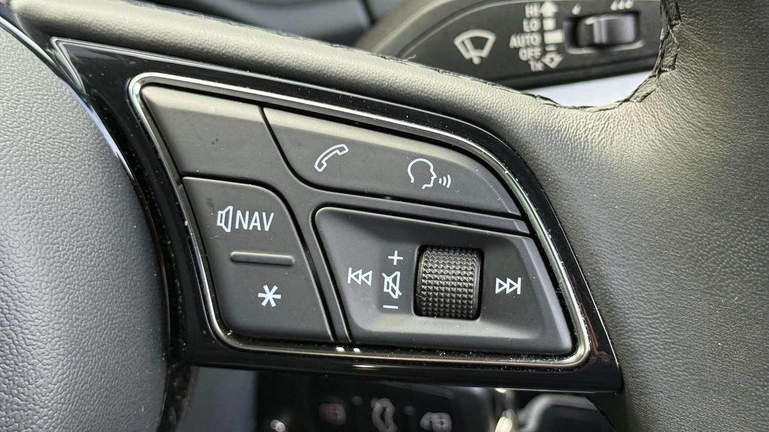 Used Audi Q2 2023 for sale - 76688938: Photo 54