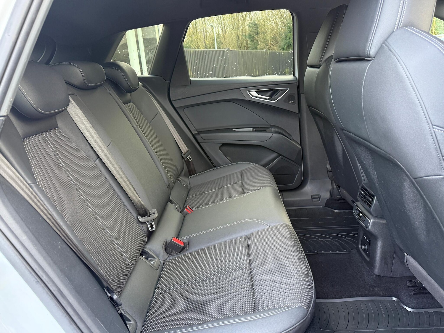 Used Audi Q4 e-tron 2022 for sale - 77230572: Photo 11