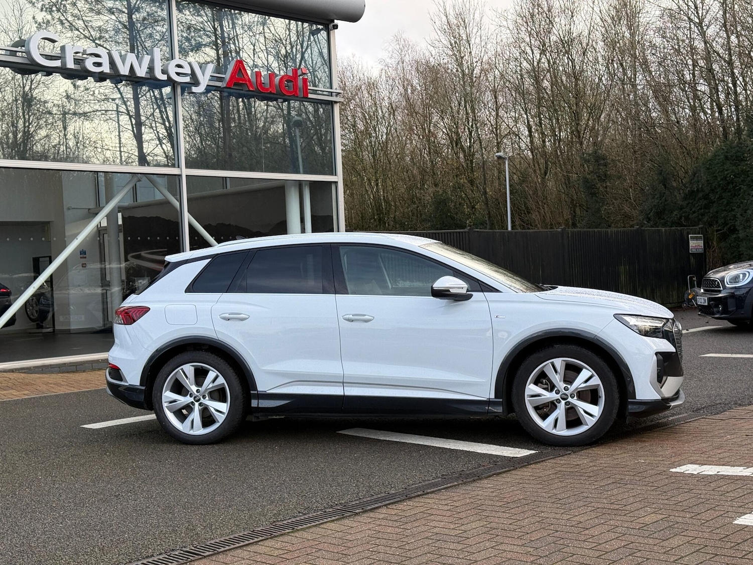 Used Audi Q4 e-tron 2022 for sale - 77230572: Photo 2