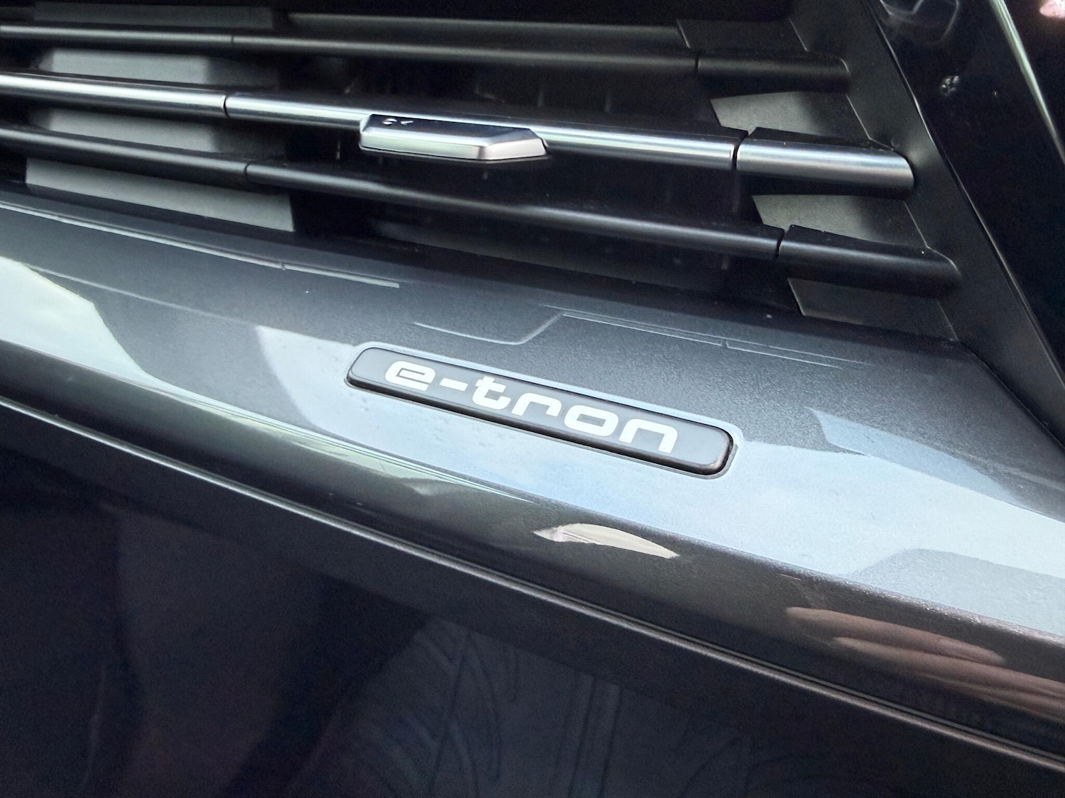 Used Audi Q4 e-tron 2022 for sale - 77230572: Photo 41