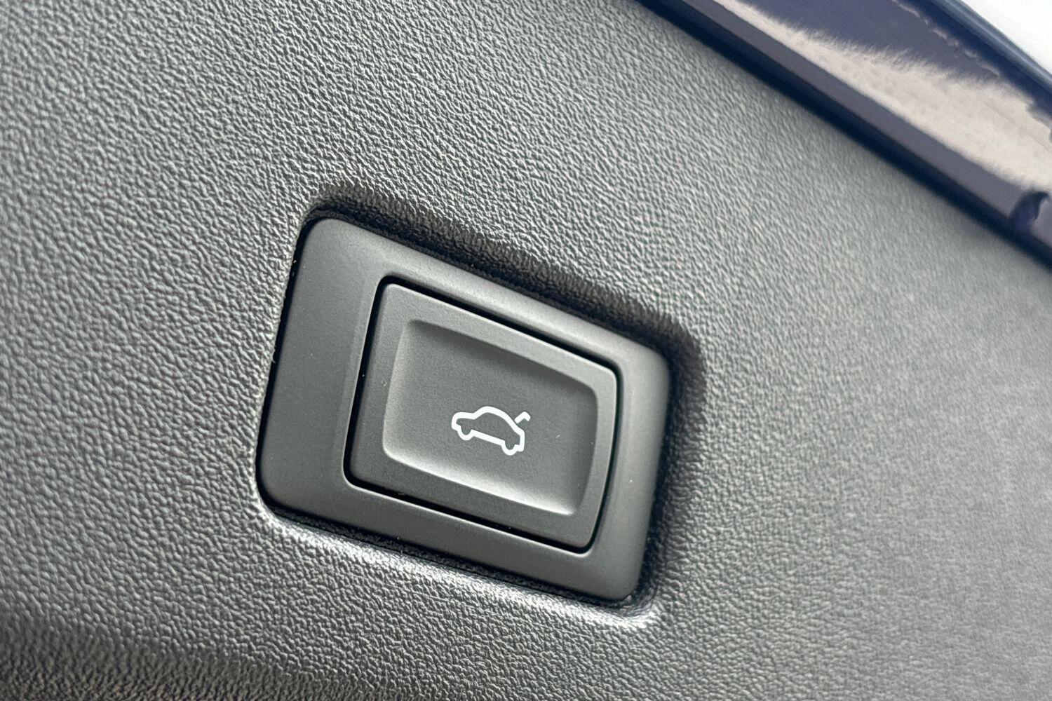 Used Audi Q4 e-tron 2023 for sale - 76371085: Photo 19