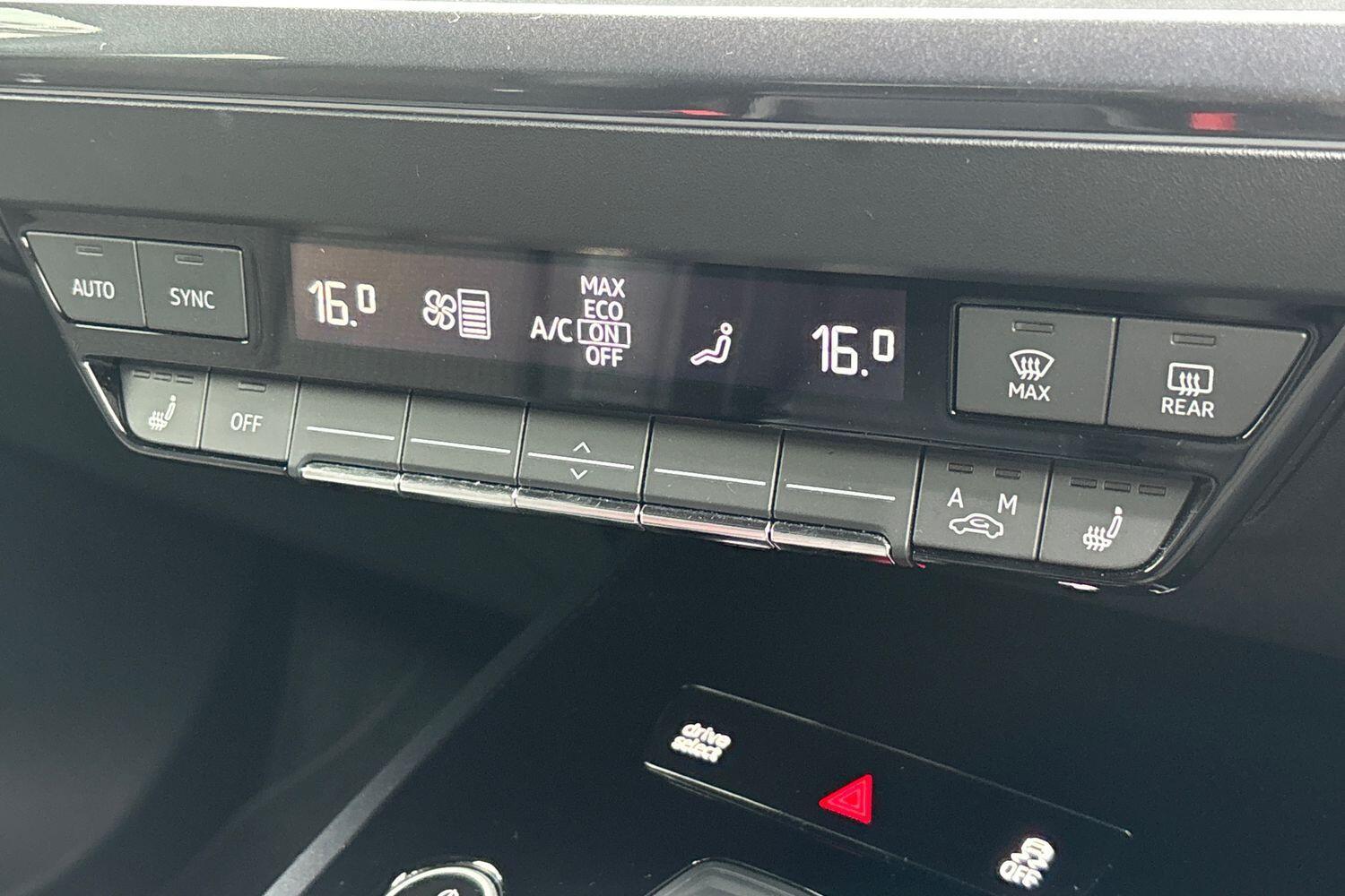 Used Audi Q4 e-tron 2023 for sale - 76371085: Photo 39