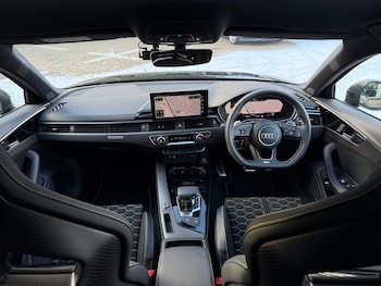 Used Audi RS4 2025 for sale - 77119965: Photo