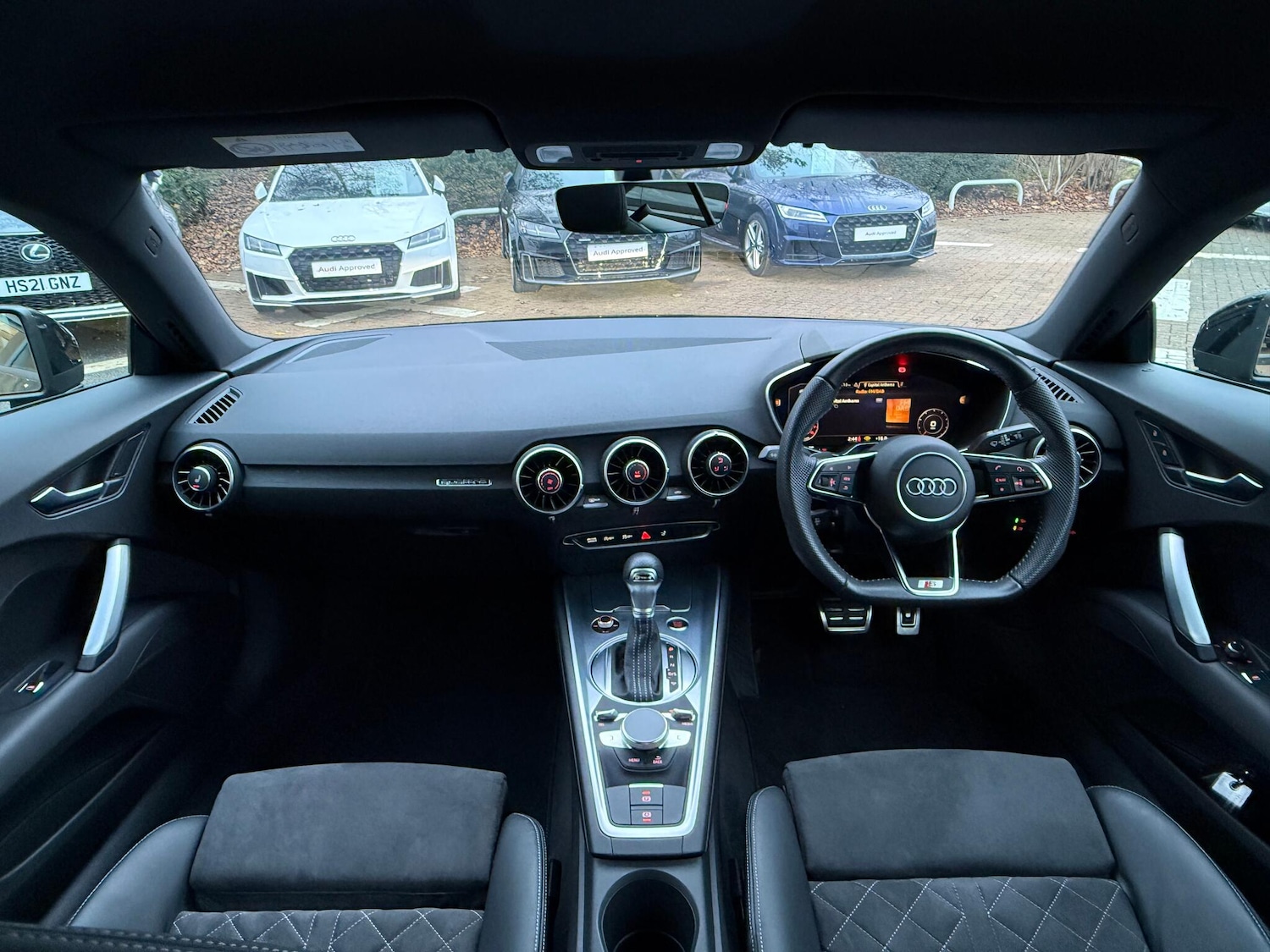 Used Audi TT 2023 for sale - 76913523: Photo 3