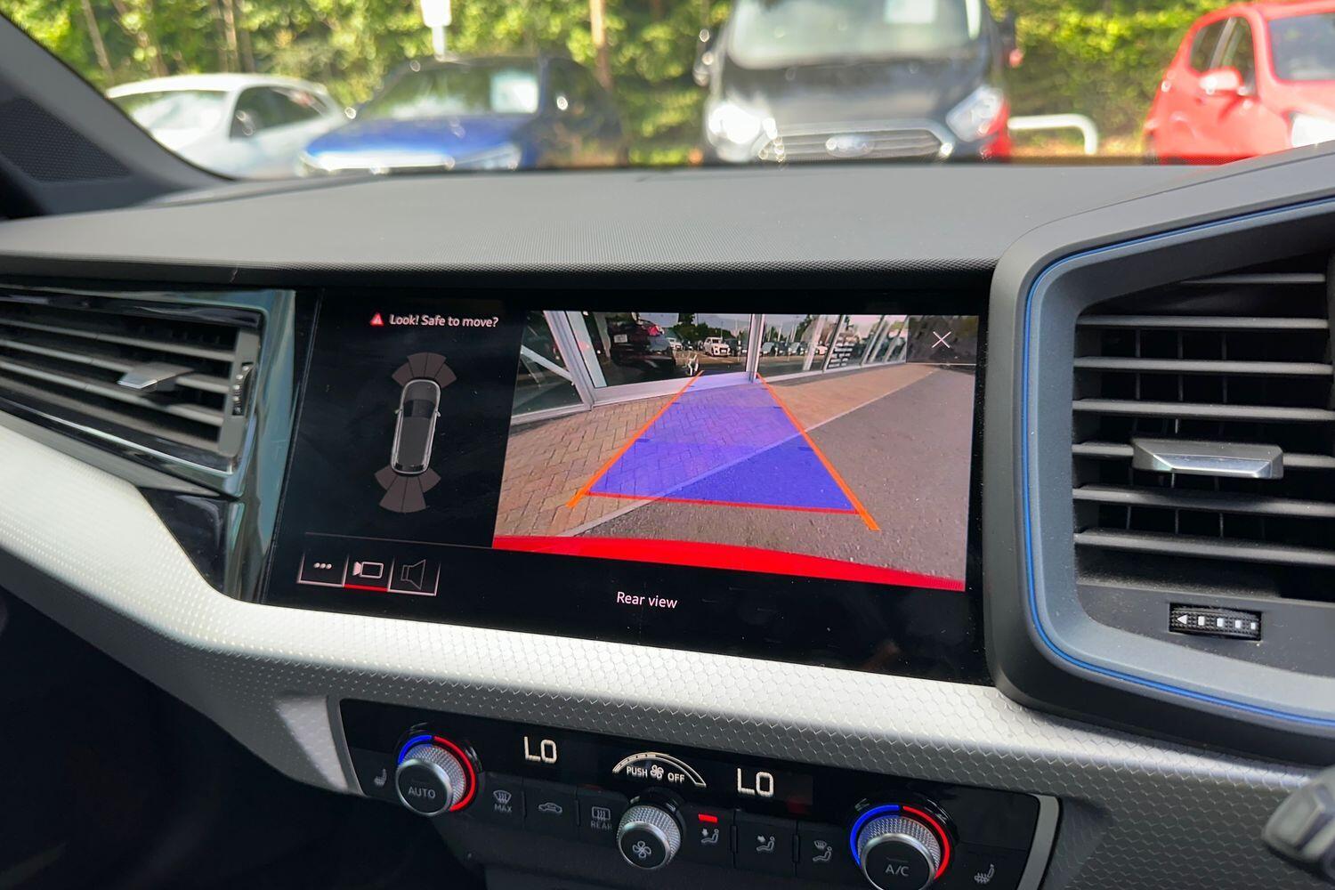 Used Audi A1 for sale - 76440442: Photo 3