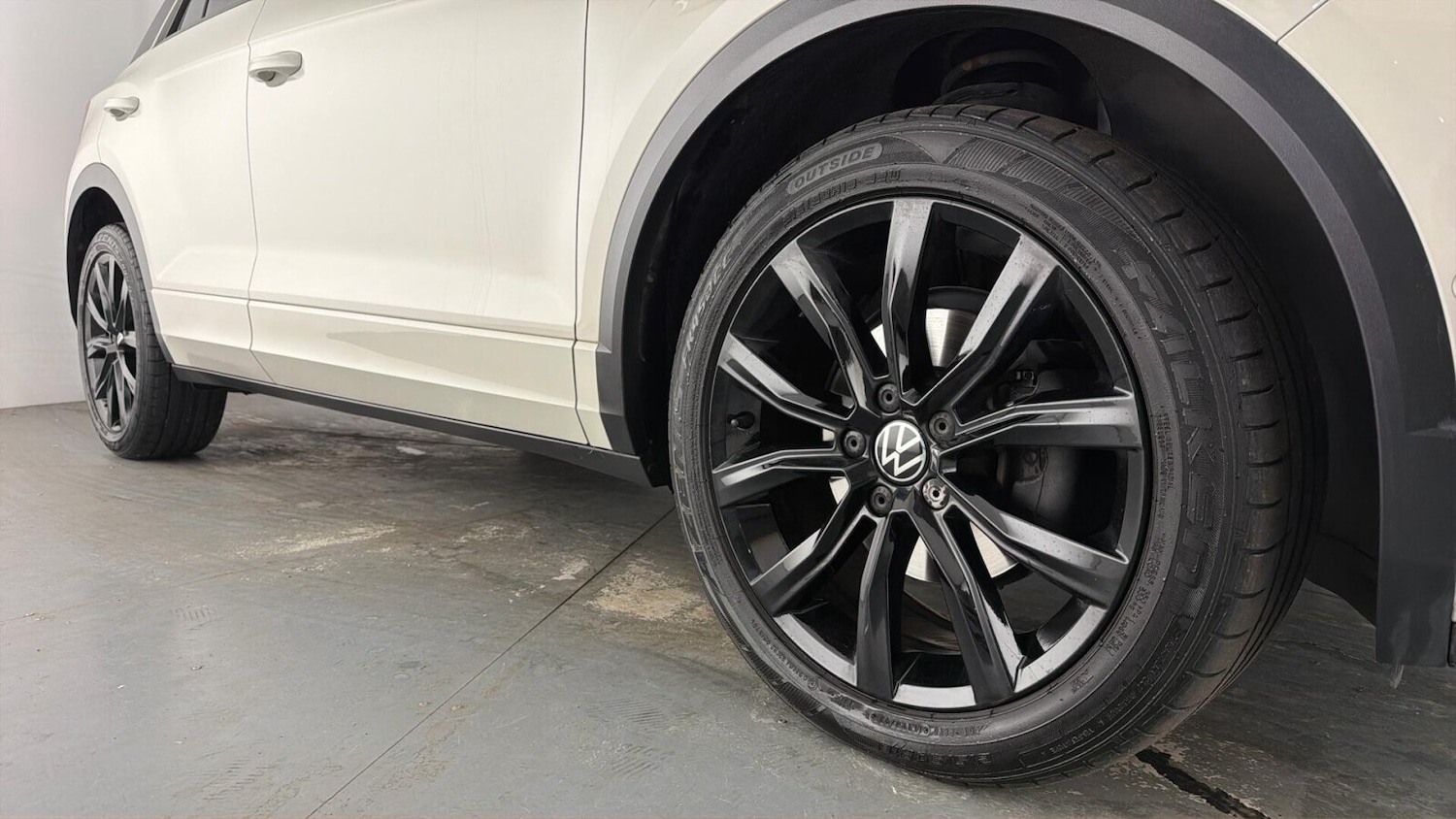 Used Volkswagen T-Roc 2024 for sale - 78009085: Photo 25