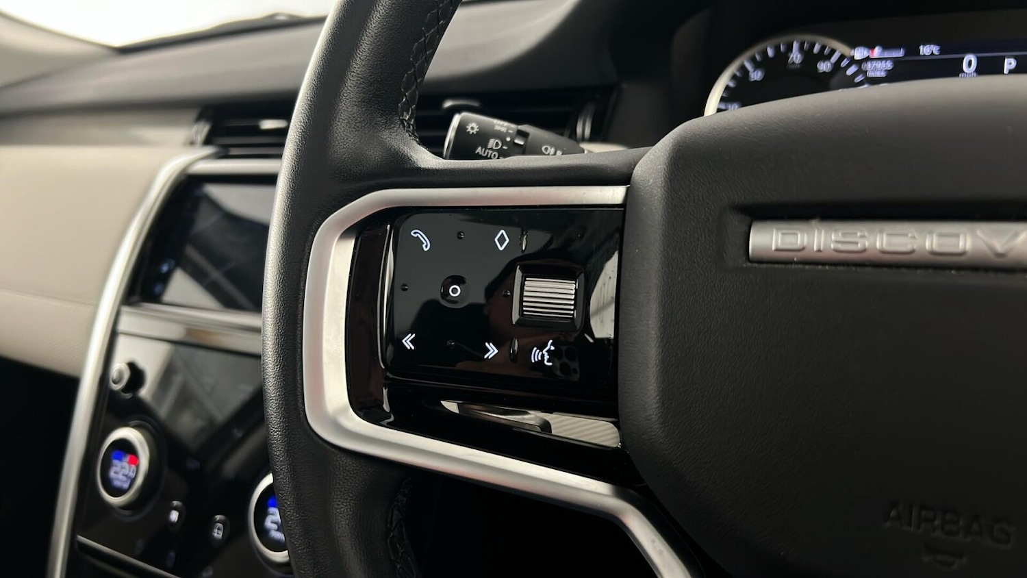 Used Land Rover Discovery Sport 2022 for sale - 77293402: Photo 18