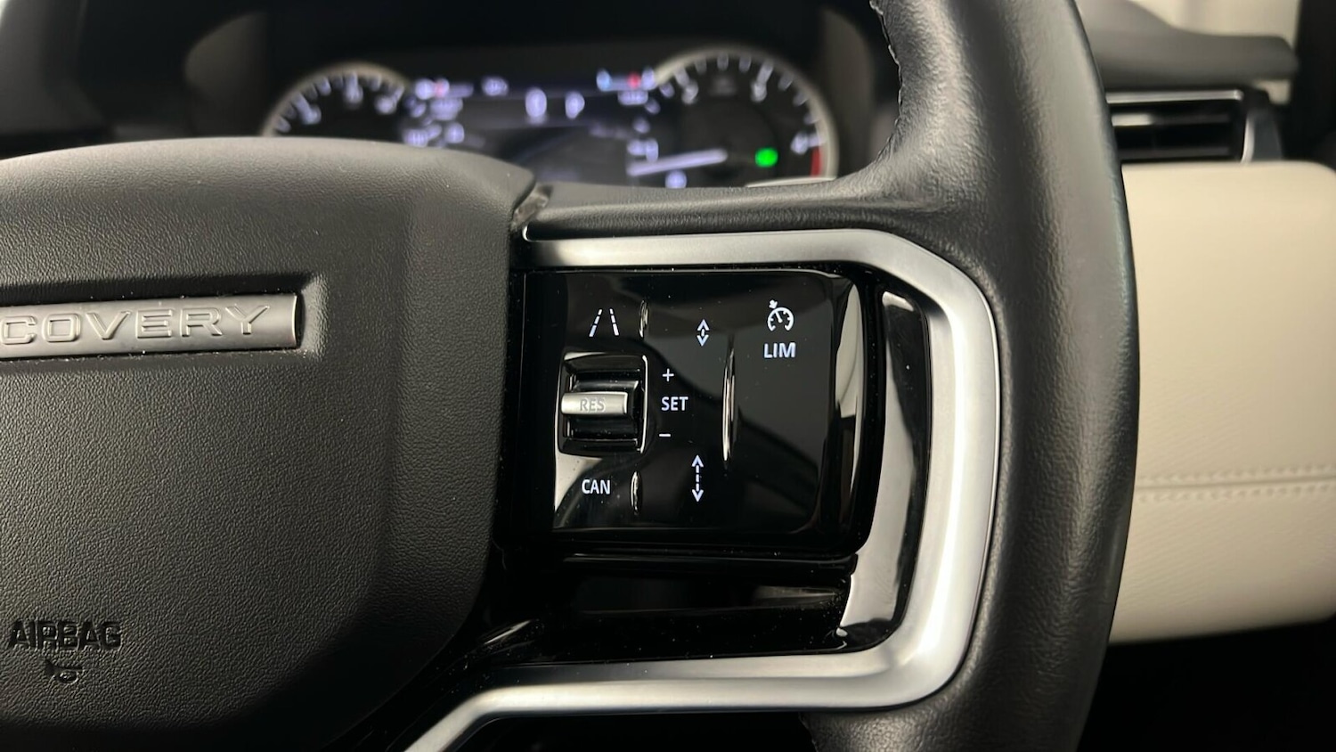 Used Land Rover Discovery Sport 2022 for sale - 77293402: Photo 19