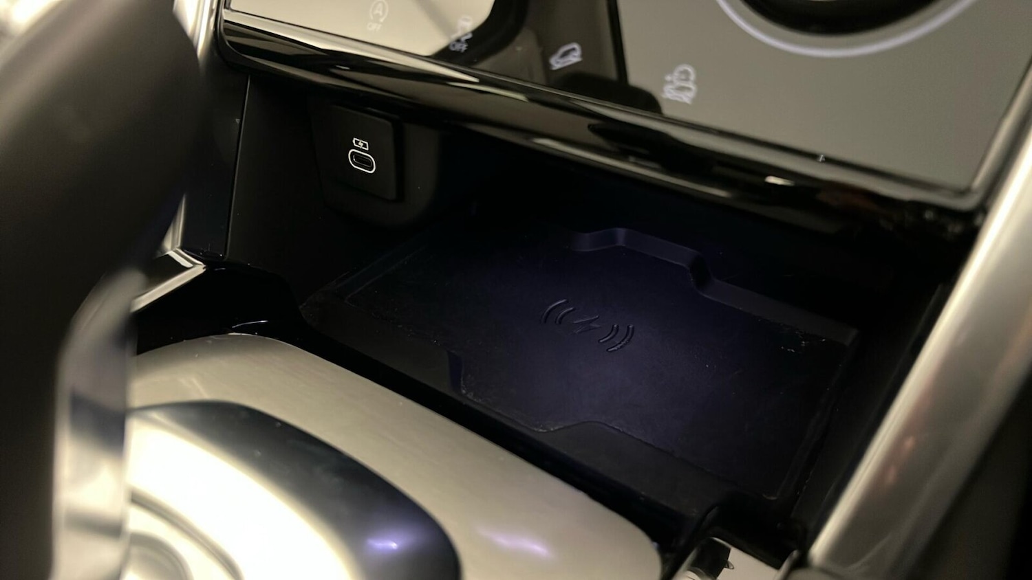 Used Land Rover Discovery Sport 2022 for sale - 77293402: Photo 45