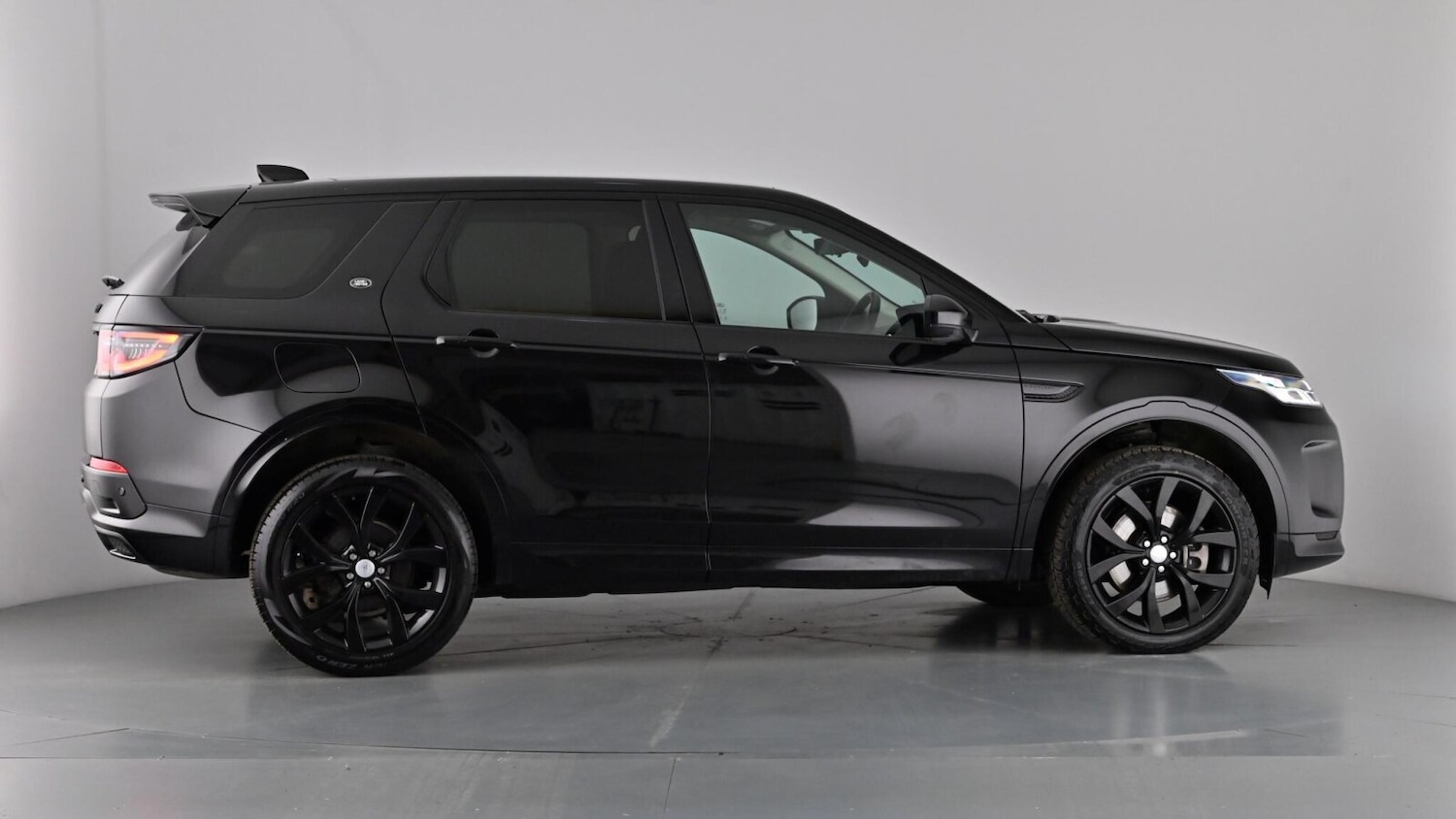 Used Land Rover Discovery Sport 2022 for sale - 77293402: Photo 78