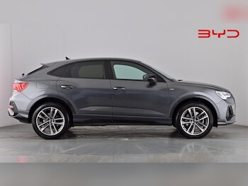 Used Audi Q3 2023 for sale - 78364422: Photo