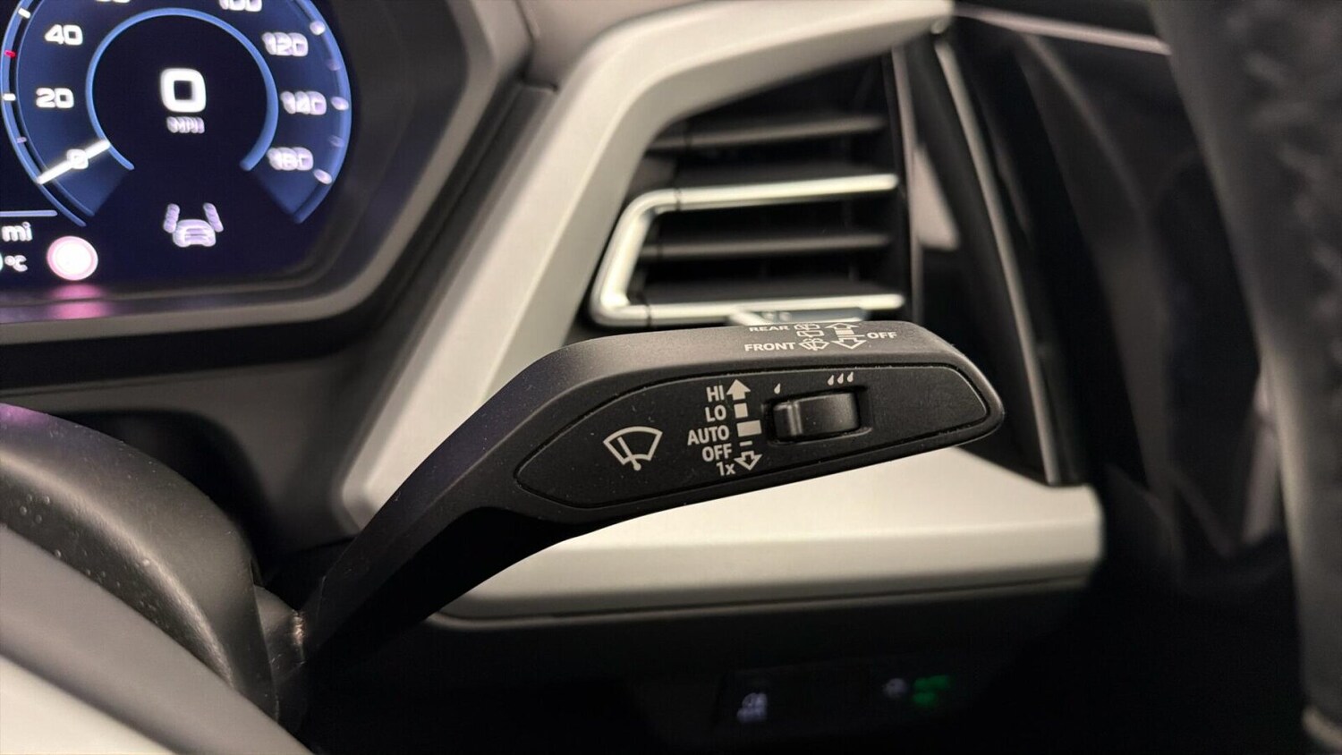 Used Audi Q4 e-tron 2022 for sale - 77673906: Photo 32