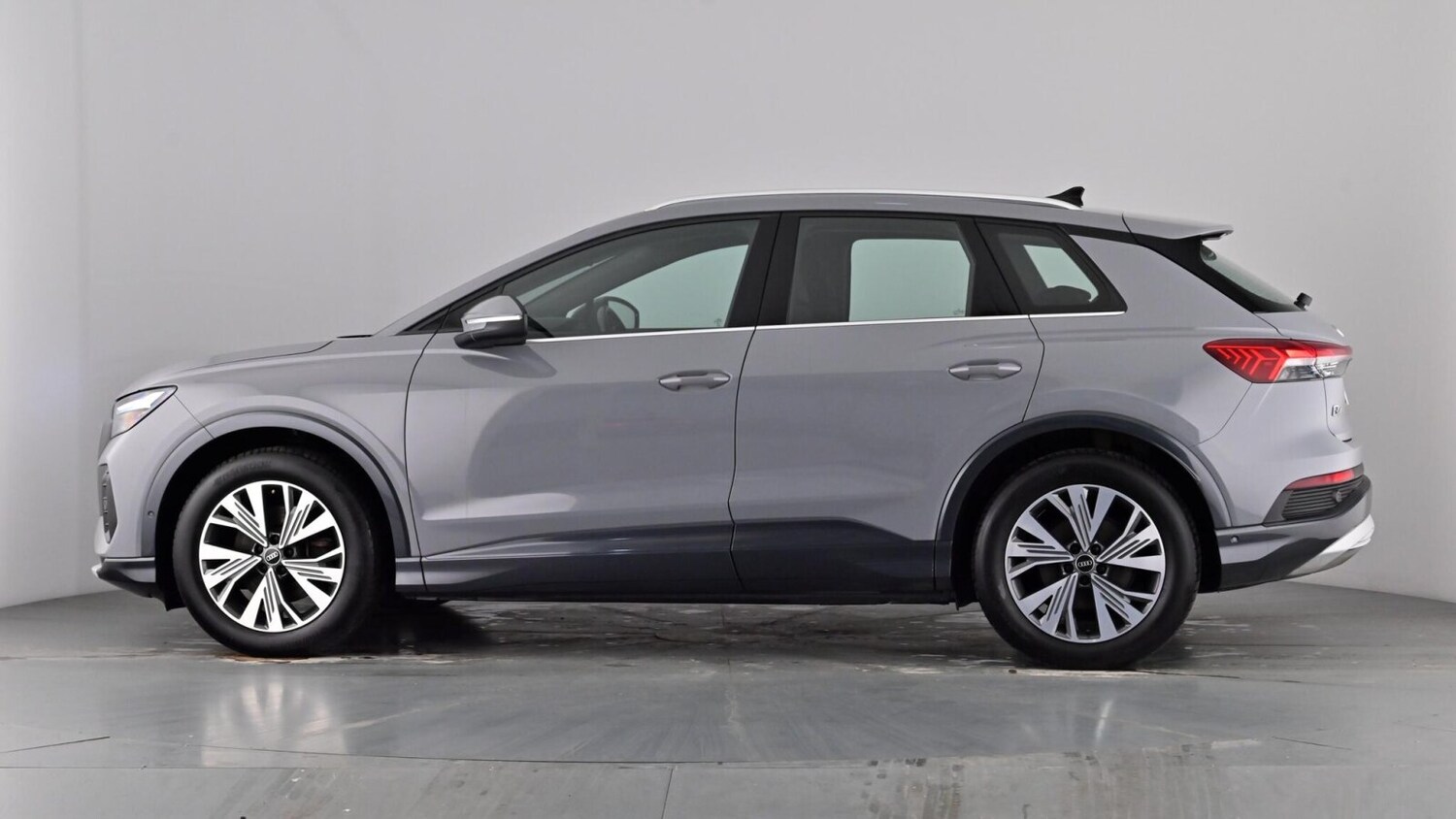 Used Audi Q4 e-tron 2022 for sale - 77673906: Photo 54