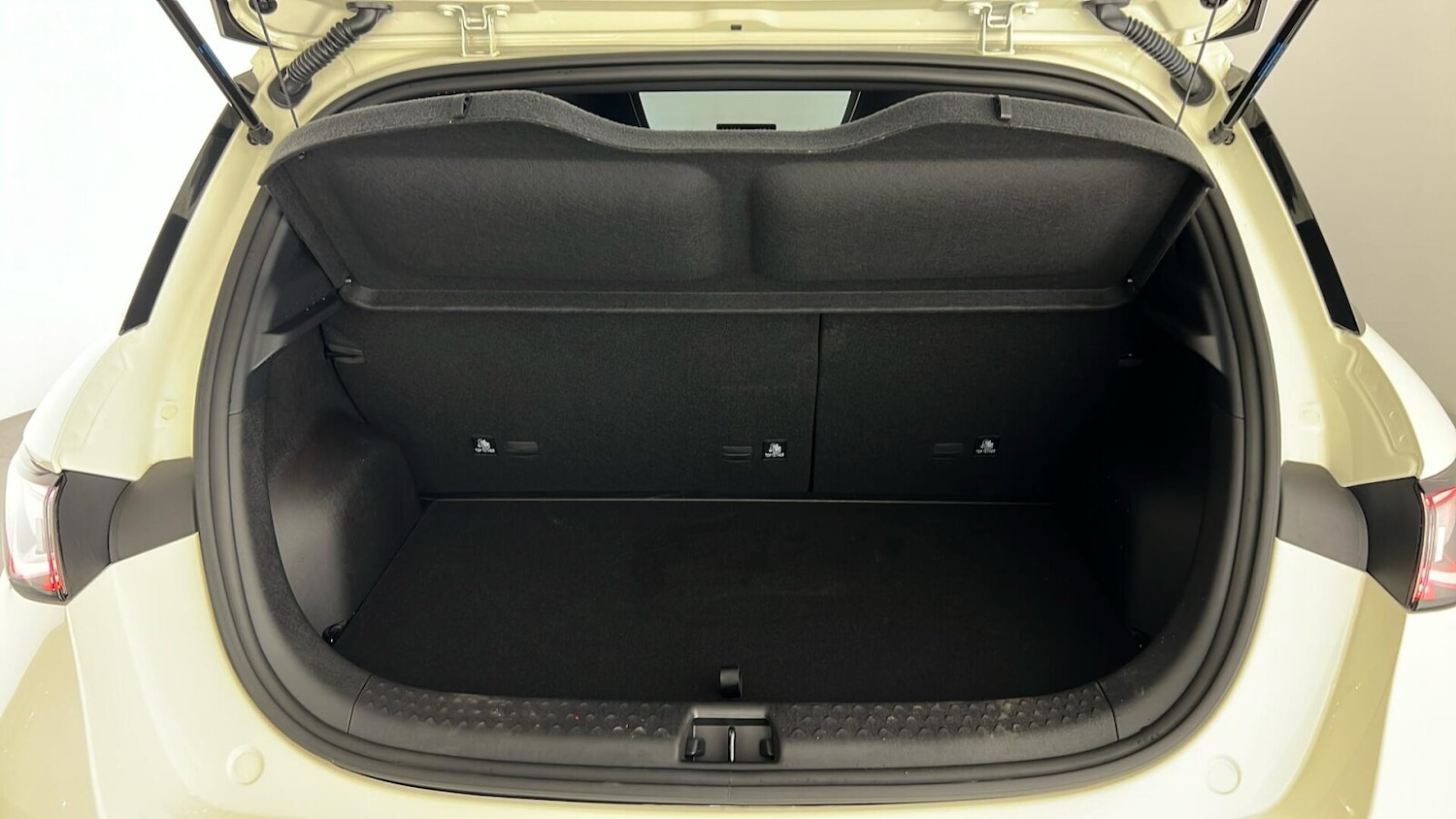 Used BYD Dolphin 2025 for sale - 77205752: Photo 13