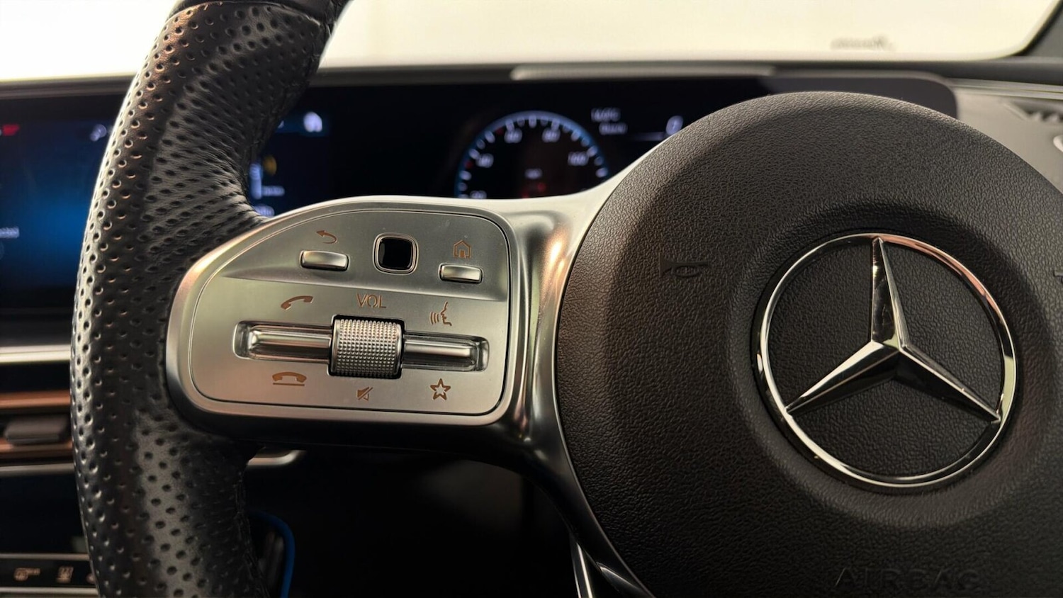 Used Mercedes-Benz EQC 2022 for sale - 77434868: Photo 18