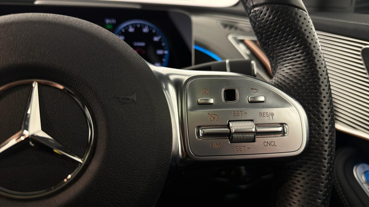 Used Mercedes-Benz EQC 2022 for sale - 77434868: Photo 19