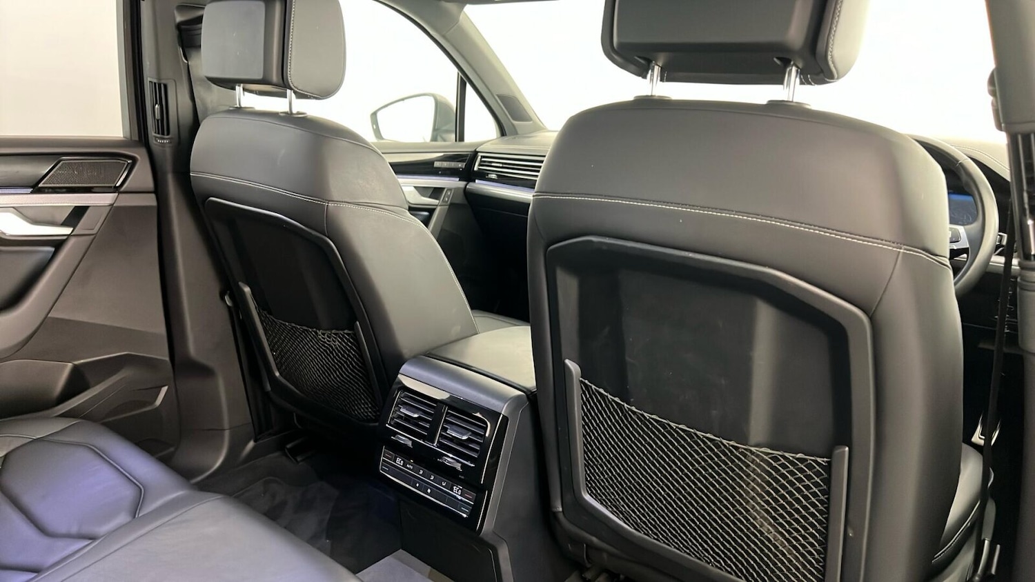 Used Volkswagen Touareg 2019 for sale - 77293455: Photo 41