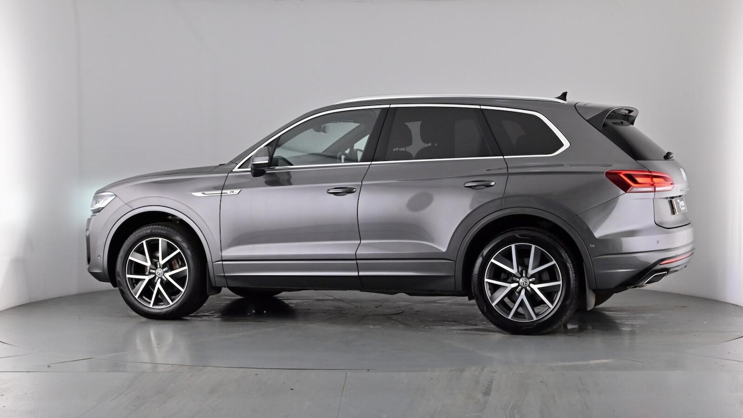 Used Volkswagen Touareg 2019 for sale - 77293455: Photo 61