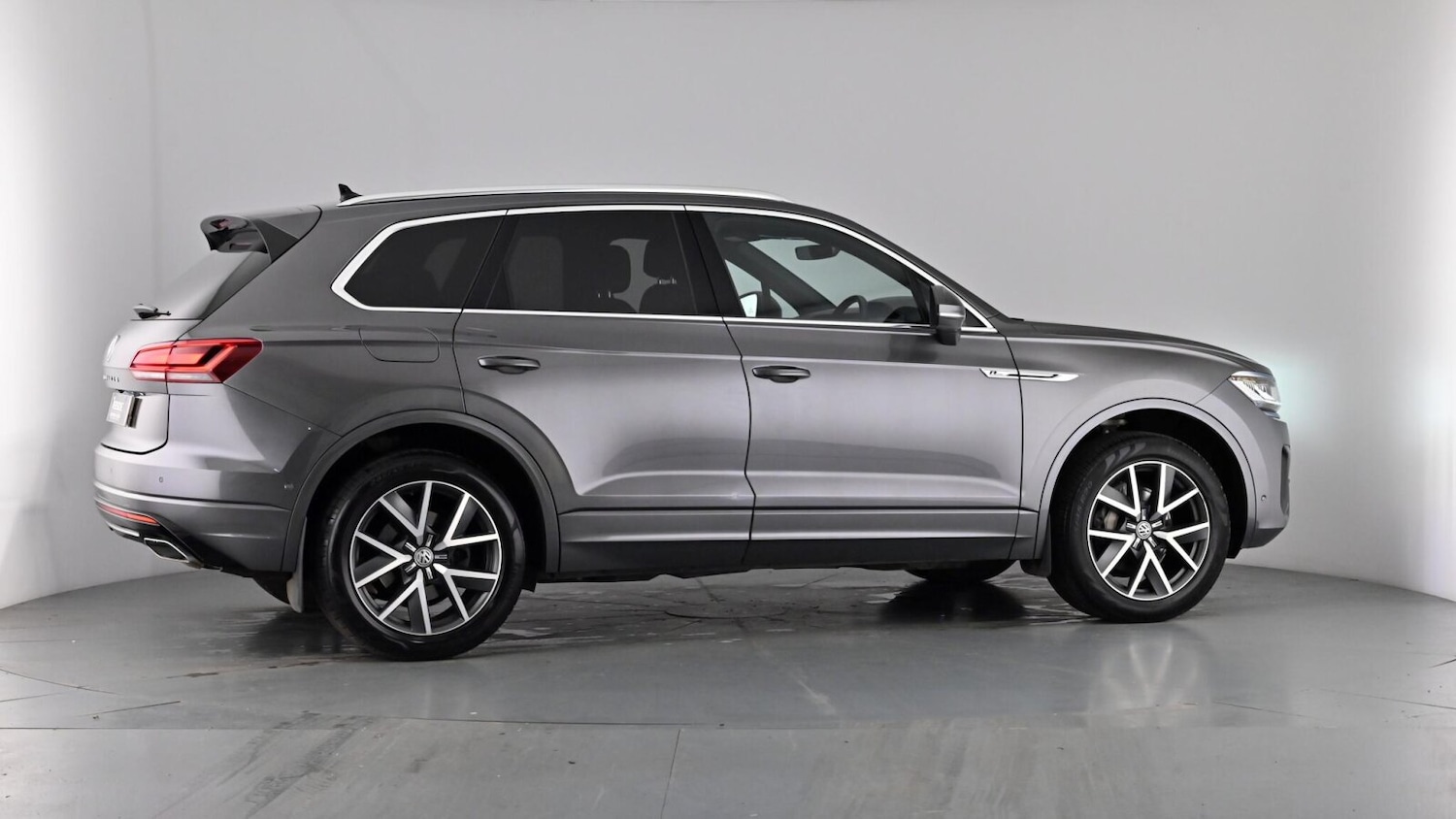 Used Volkswagen Touareg 2019 for sale - 77293455: Photo 75