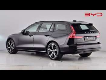 Used Volvo V60 2023 for sale - 74914776: Photo