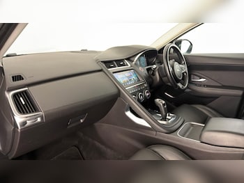 Used Jaguar E-Pace 2017 for sale - 79063986: Photo