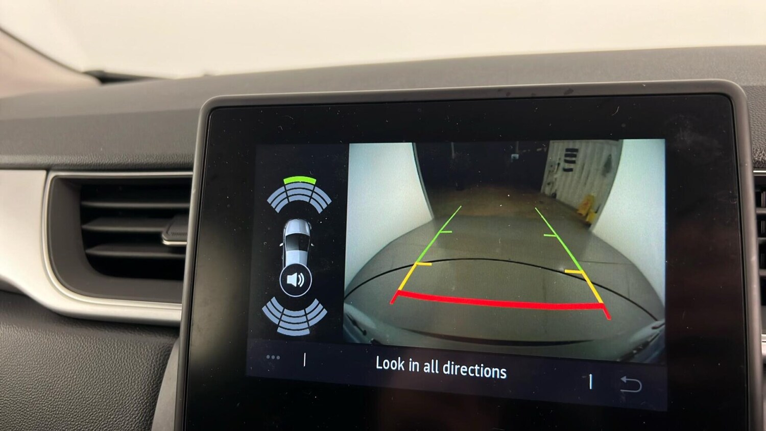 Used Renault Captur 2023 for sale - 76140056: Photo 11