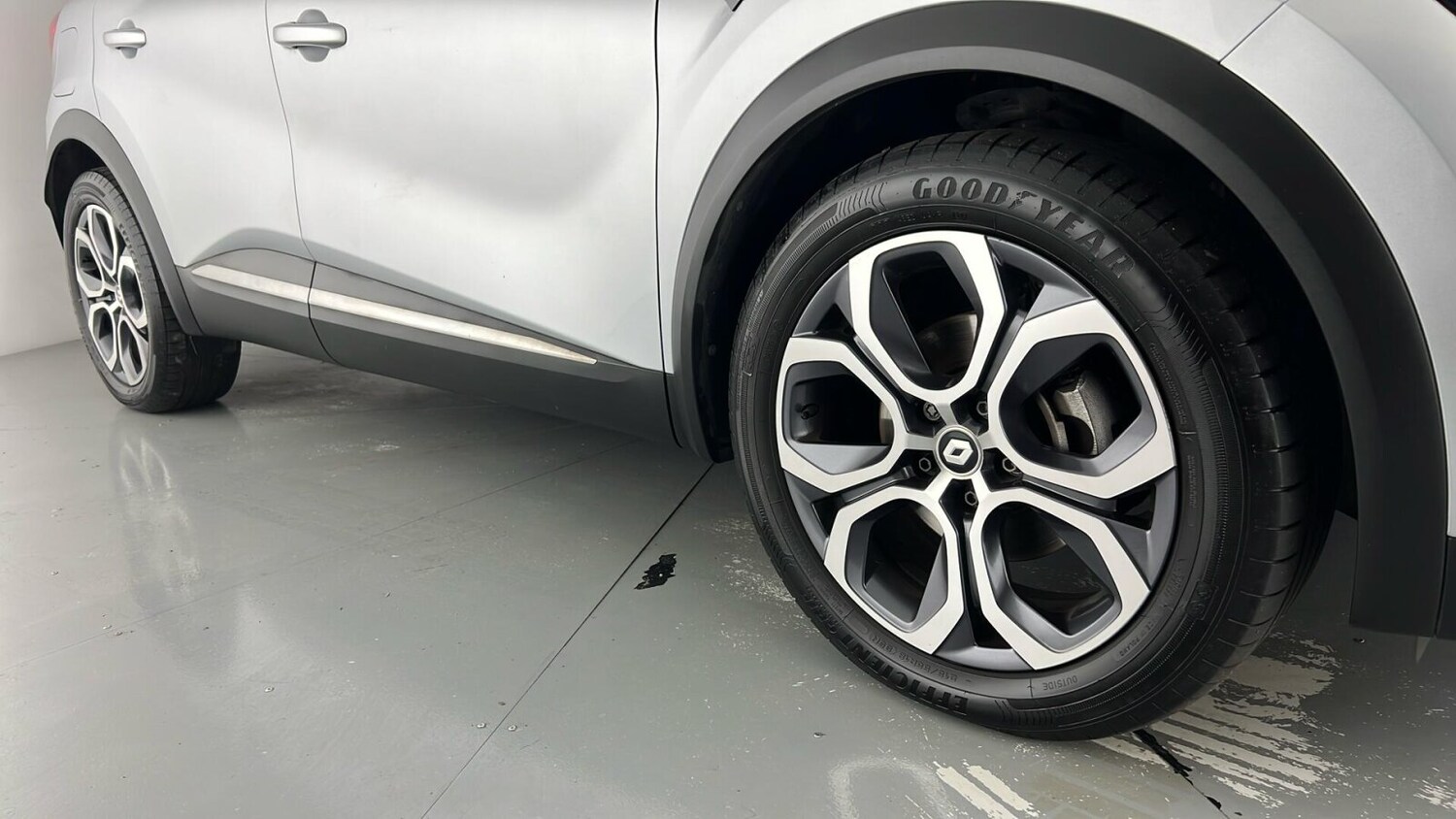 Used Renault Captur 2023 for sale - 76140056: Photo 29