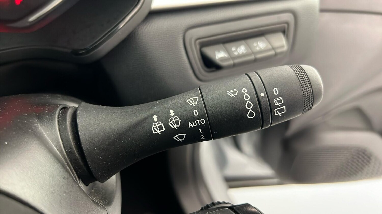 Used Renault Captur 2023 for sale - 76140056: Photo 36