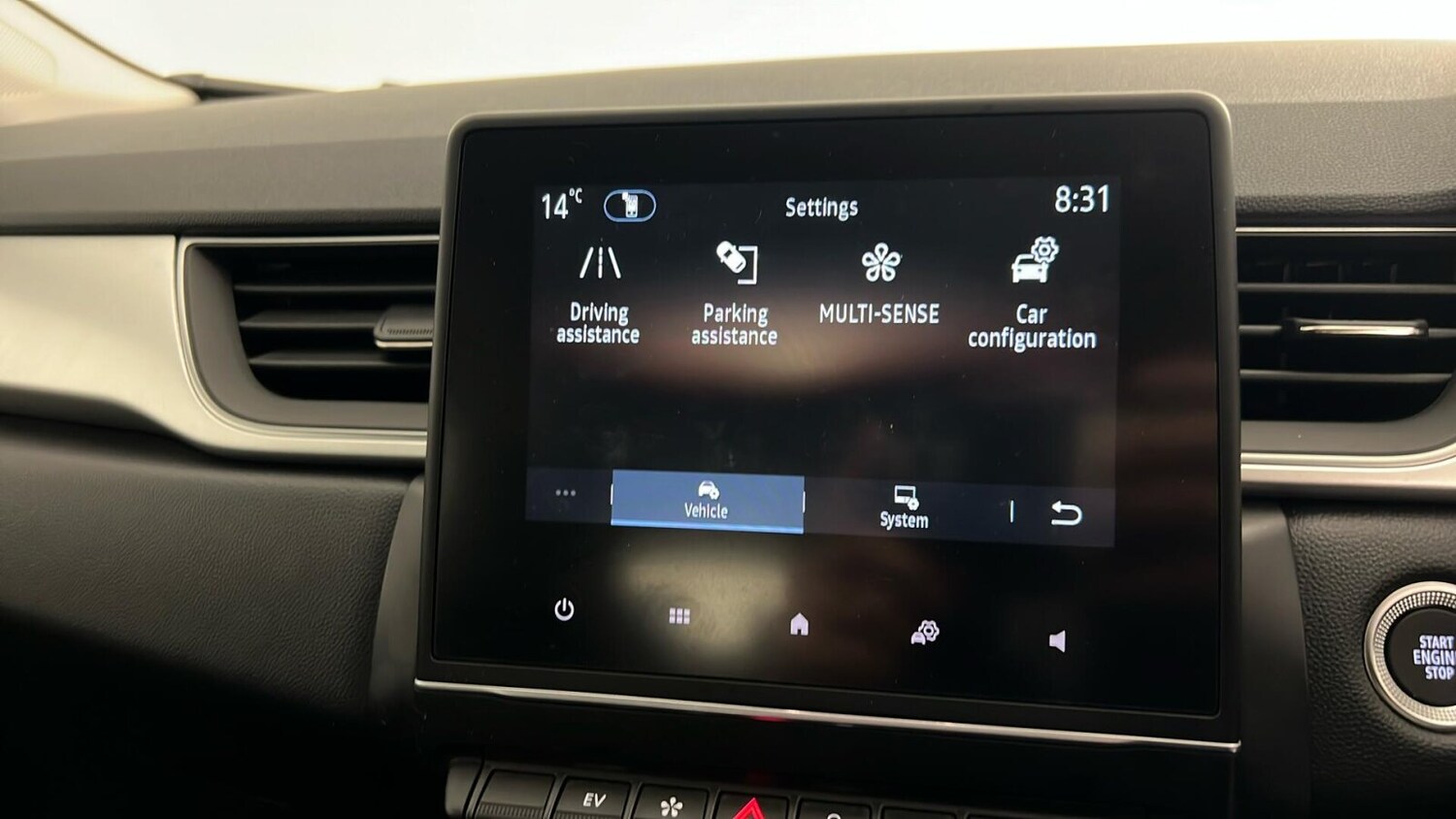 Used Renault Captur 2023 for sale - 76140056: Photo 42