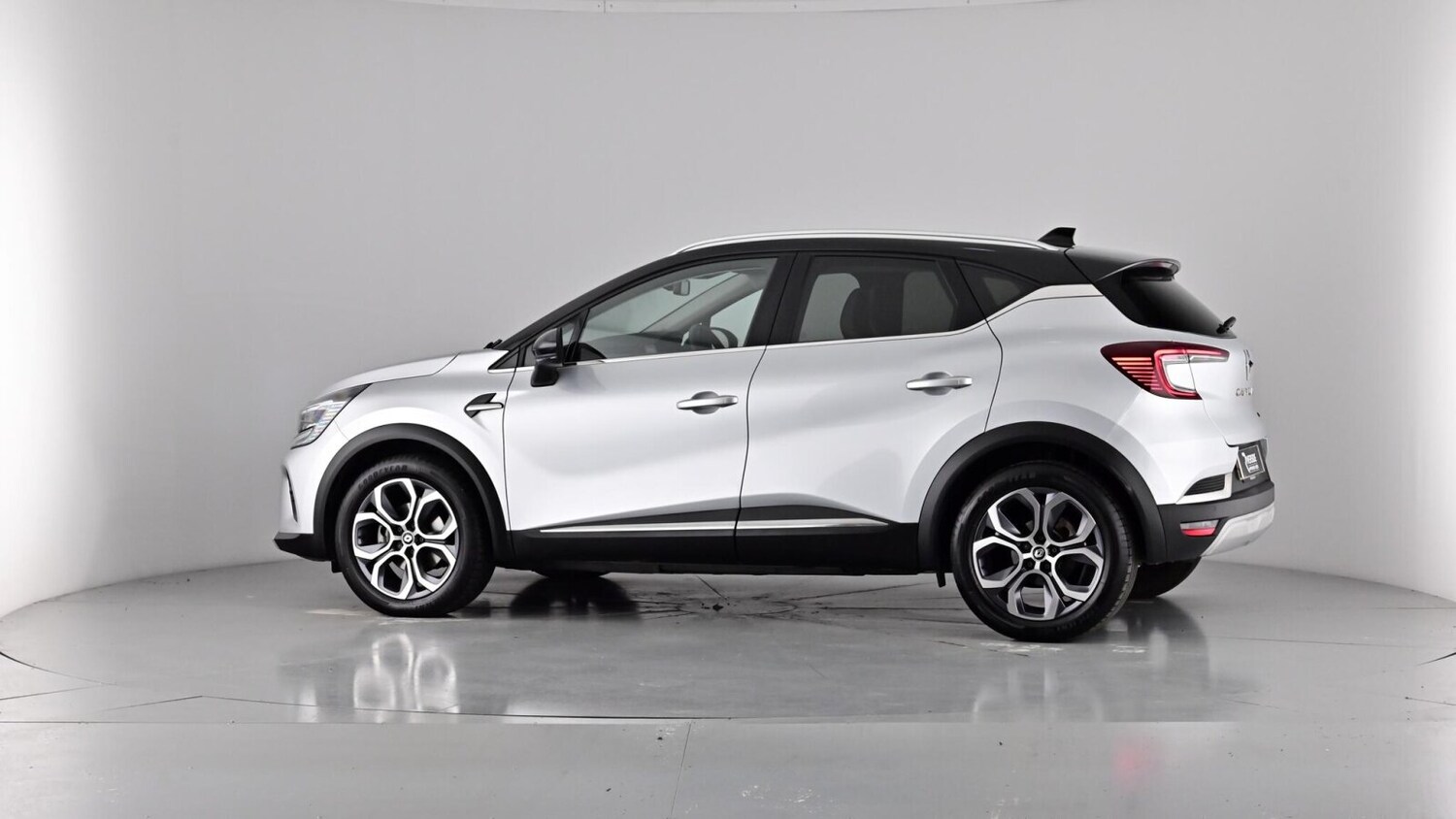 Used Renault Captur 2023 for sale - 76140056: Photo 60