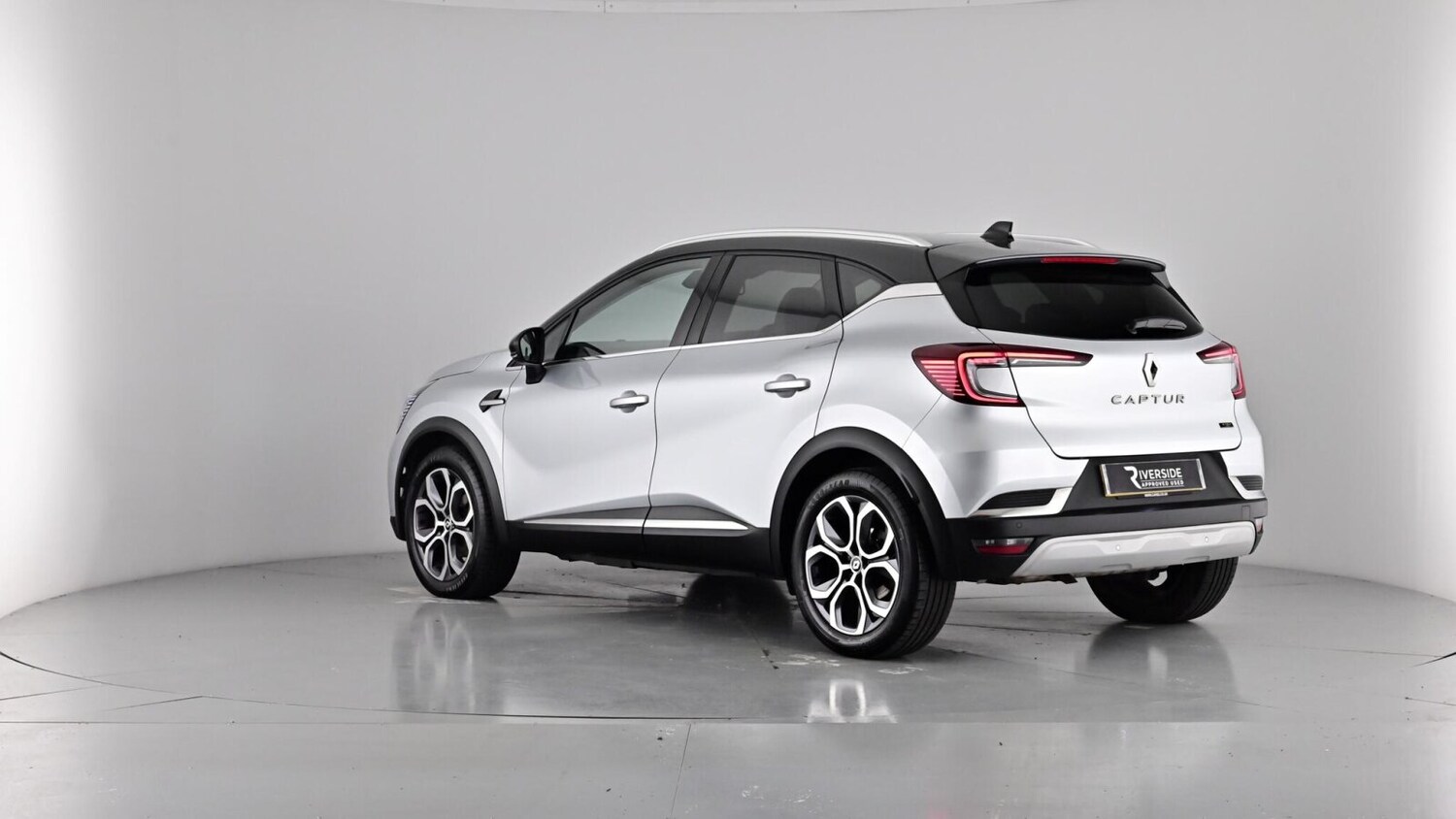 Used Renault Captur 2023 for sale - 76140056: Photo 63