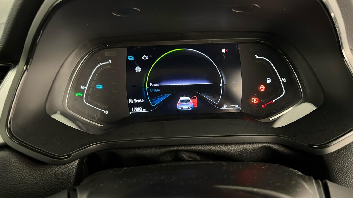 Used Renault Captur 2023 for sale - 76140056: Photo 9