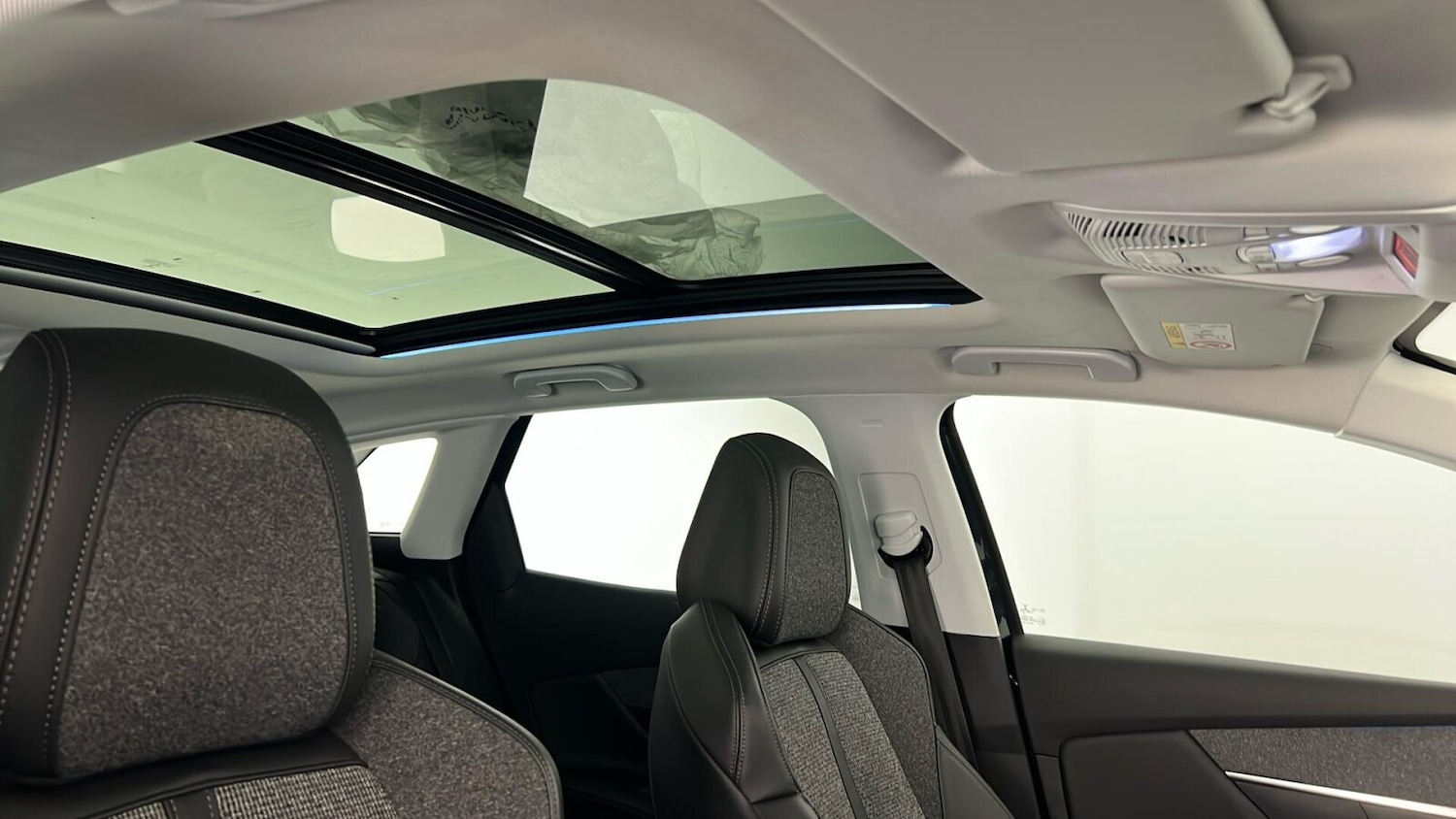 Used Peugeot 3008 2018 for sale - 76533979: Photo 36