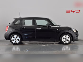 Used MINI Hatch 2019 for sale - 79147146: Photo