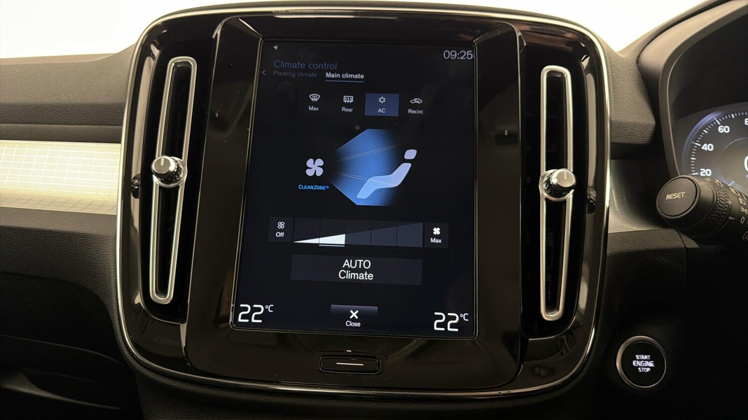 Used Volvo XC40 2018 for sale - 78009084: Photo 18