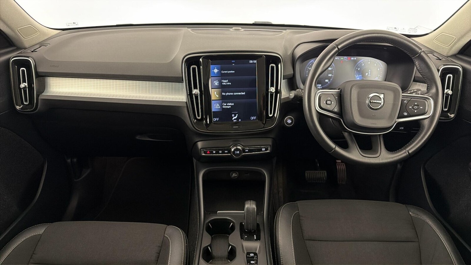 Used Volvo XC40 2018 for sale - 78009084: Photo 5