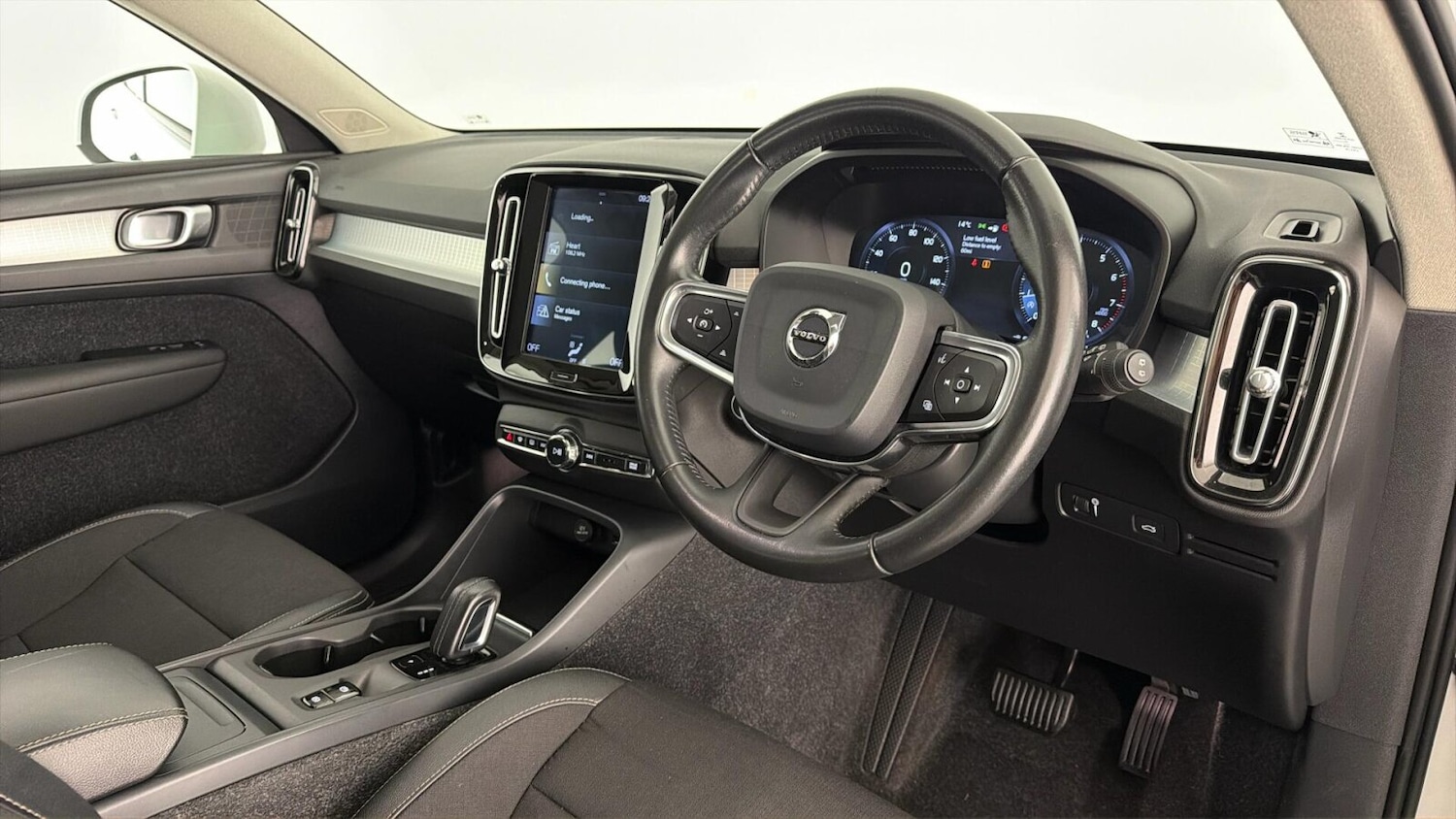 Used Volvo XC40 2018 for sale - 78009084: Photo 9