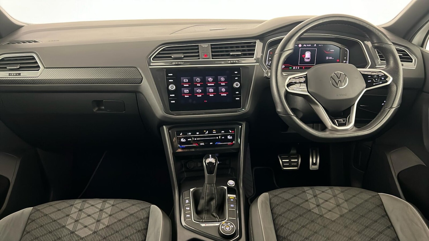 Used Volkswagen Tiguan 2021 for sale - 77442576: Photo 10