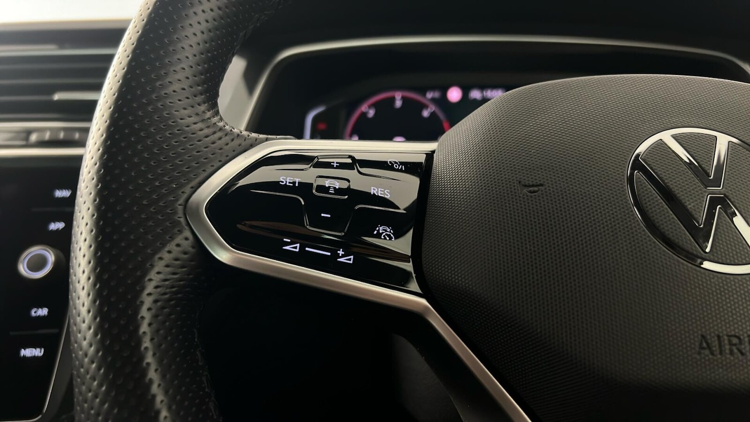 Used Volkswagen Tiguan 2021 for sale - 77442576: Photo 18