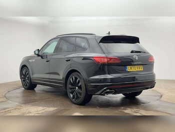 Used Volkswagen Touareg 2020 for sale - 76514780: Photo