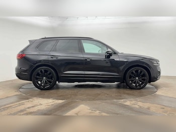 Used Volkswagen Touareg 2020 for sale - 76514780: Photo