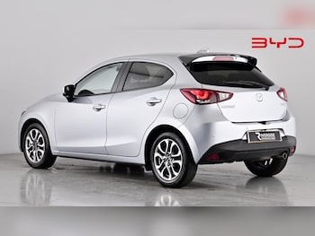 Used Mazda Mazda2 2018 for sale - 76033928: Photo 2