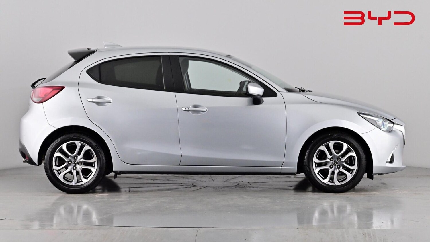 Used Mazda Mazda2 2018 for sale - 76033928: Photo 5