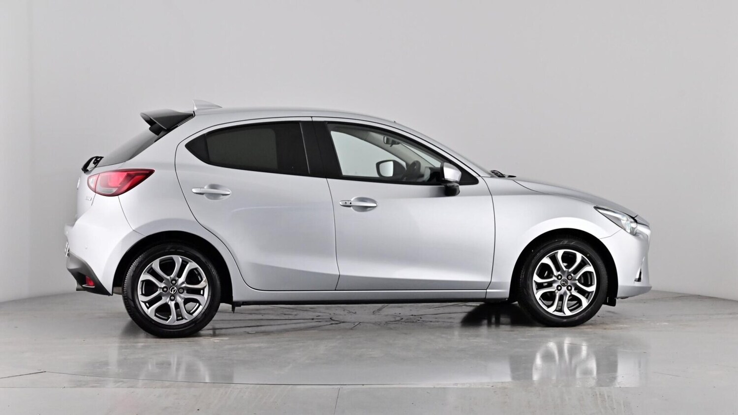 Used Mazda Mazda2 2018 for sale - 76033928: Photo 75