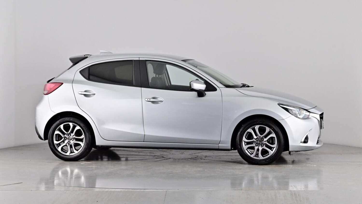 Used Mazda Mazda2 2018 for sale - 76033928: Photo 77