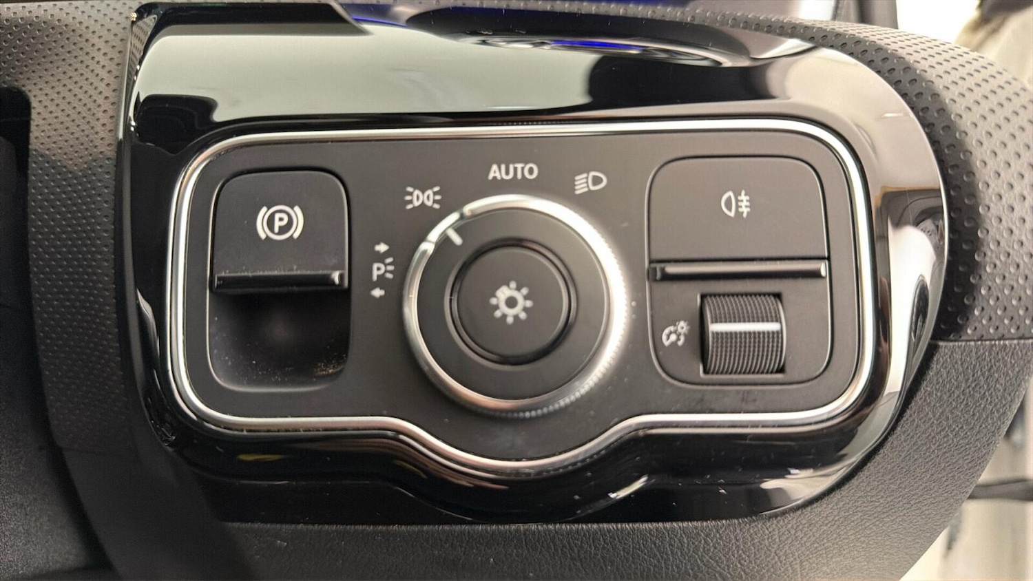 Used Mercedes-Benz A-Class 2019 for sale - 77988341: Photo 35