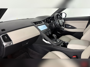Used Jaguar E-Pace 2020 for sale - 79269296: Photo