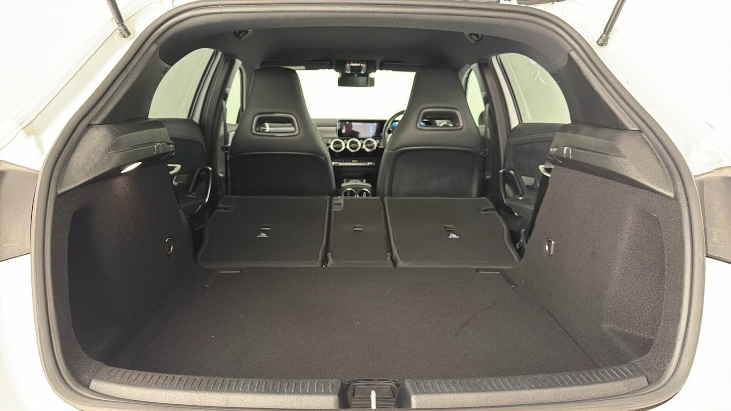 Used Mercedes-Benz A-Class 2022 for sale - 77911211: Photo 65