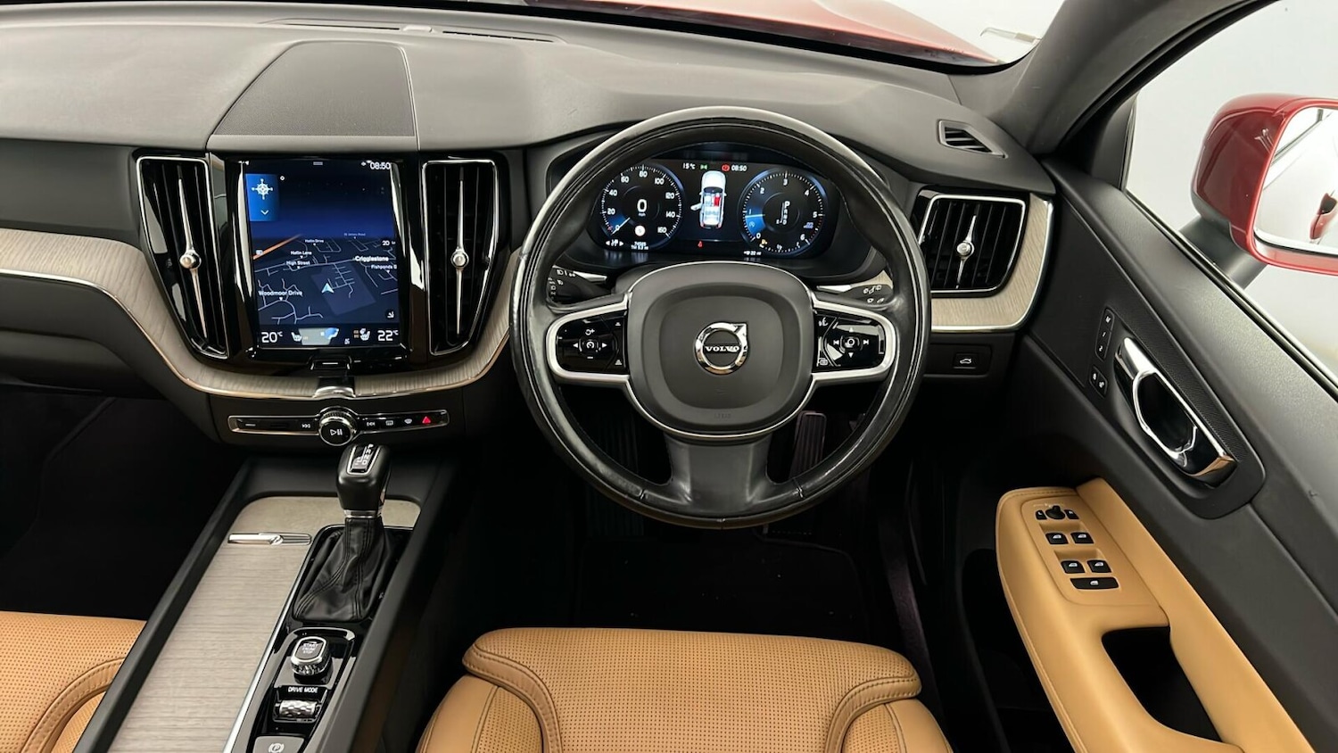 Used Volvo XC60 2018 for sale - 76361757: Photo 11